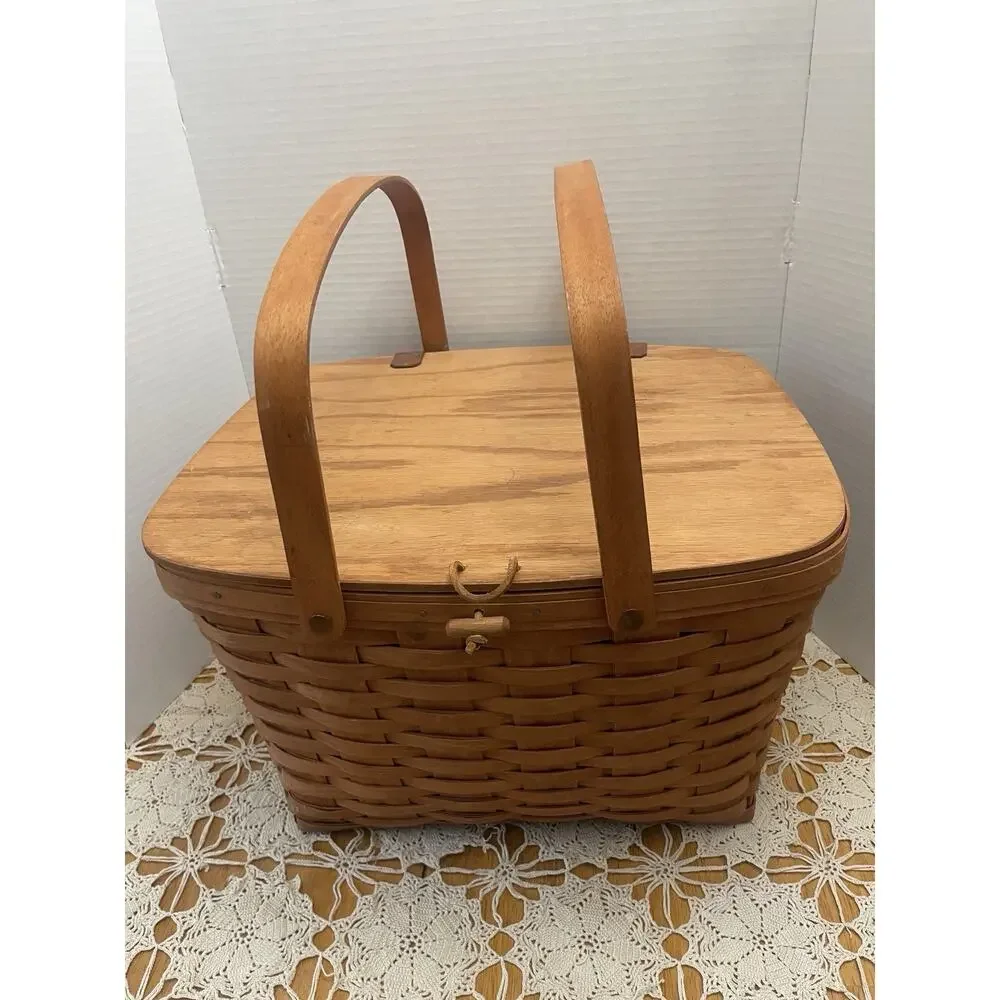 Vintage Longaberger Large Picnic Basket With Lid & Riser 1989 USA